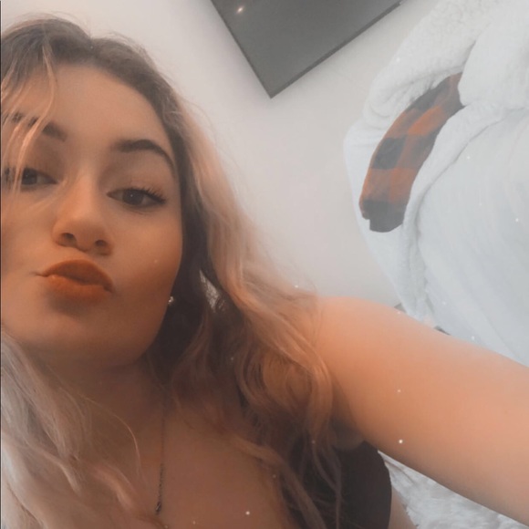 Meet your Posher, Lilie - Picture 1 of 1